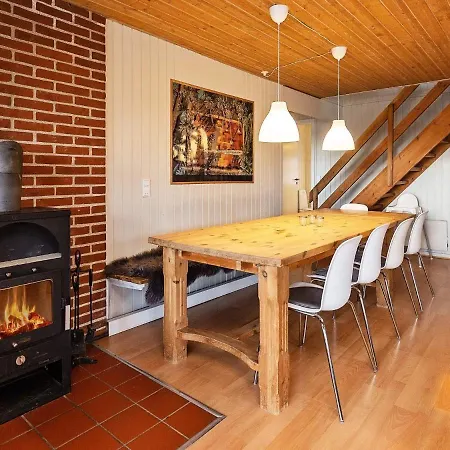 10 Person Holiday In Bl Vand 度假居 布拉万德